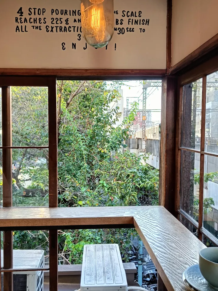 拉遠一點來看，大家就知道為何很迷人了