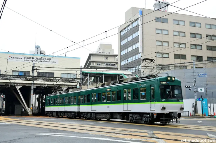 琵琶湖濱大津站是京津線的終點站，但月台還得和石山坂本線共用