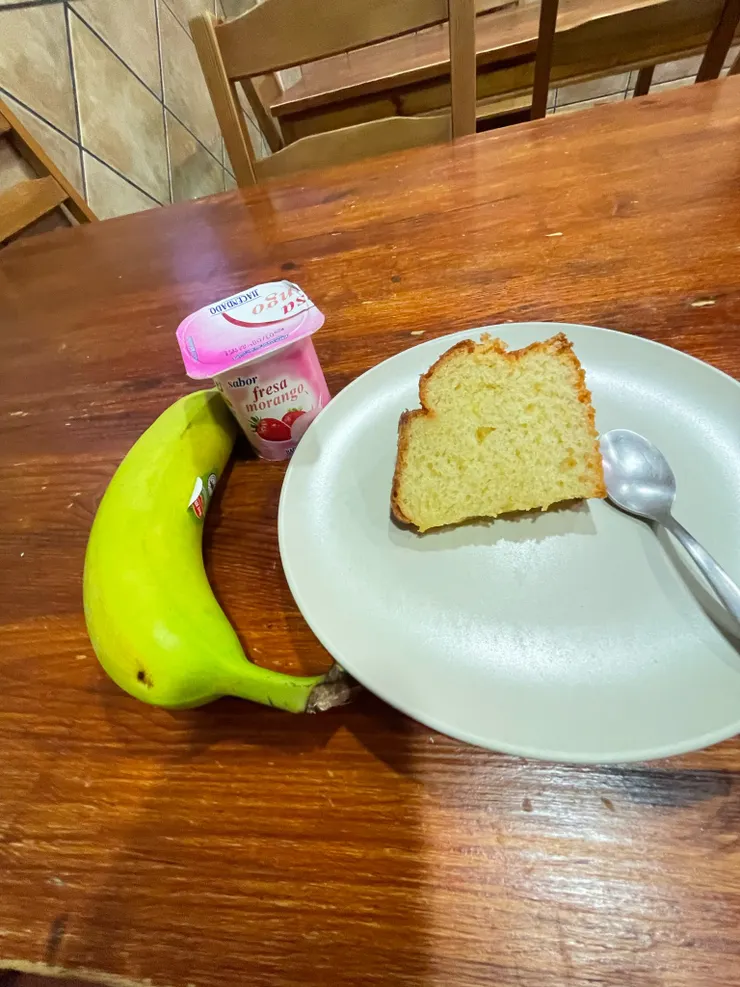 今天較正式的早餐，當然我身上還有一些小可頌