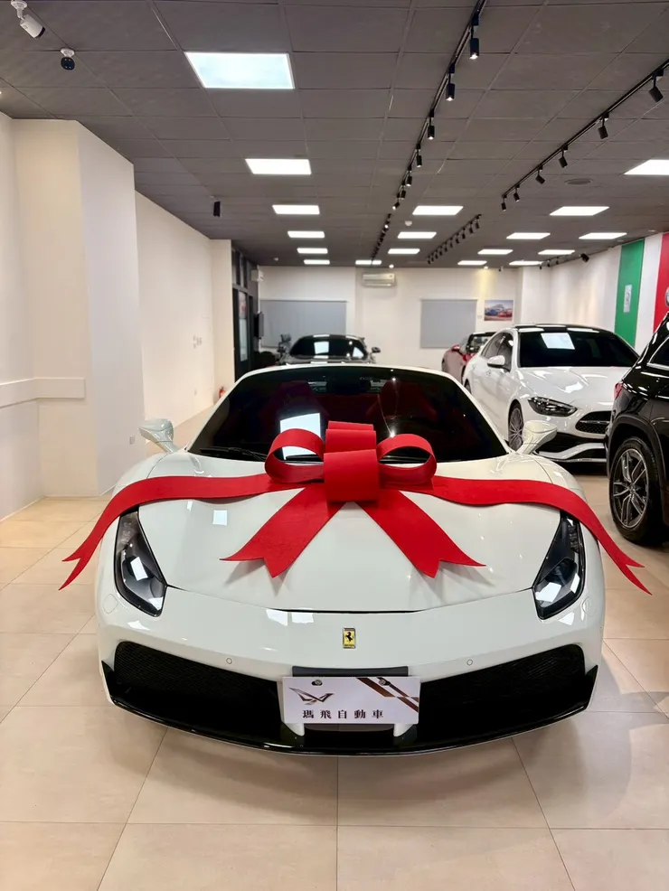 完整記錄 Ferrari 488 Spider 外匯車代購流程，從韓國選車、鑑定、出口、海運到台灣交車，全程專業把關與拖車配送，帶你了解超跑代購每個細節。
