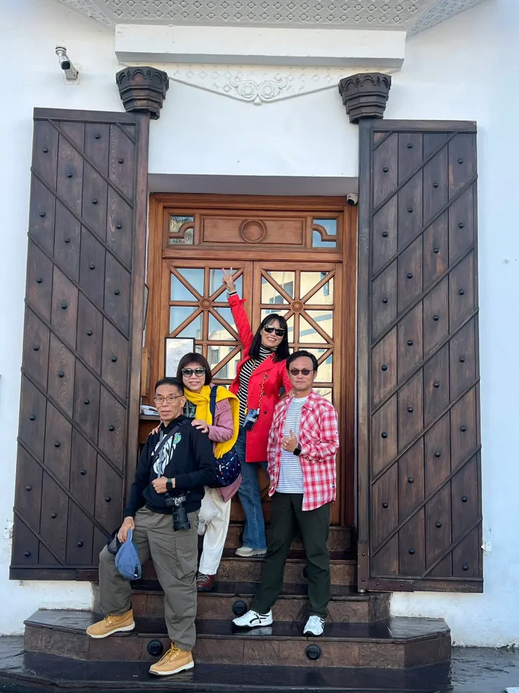 只能在門口拍照