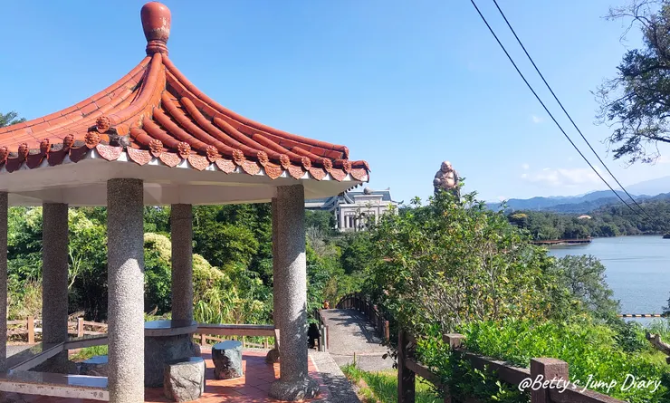 ▲新竹峨眉湖環湖步道/圖片來源:Betty's Jump Diary