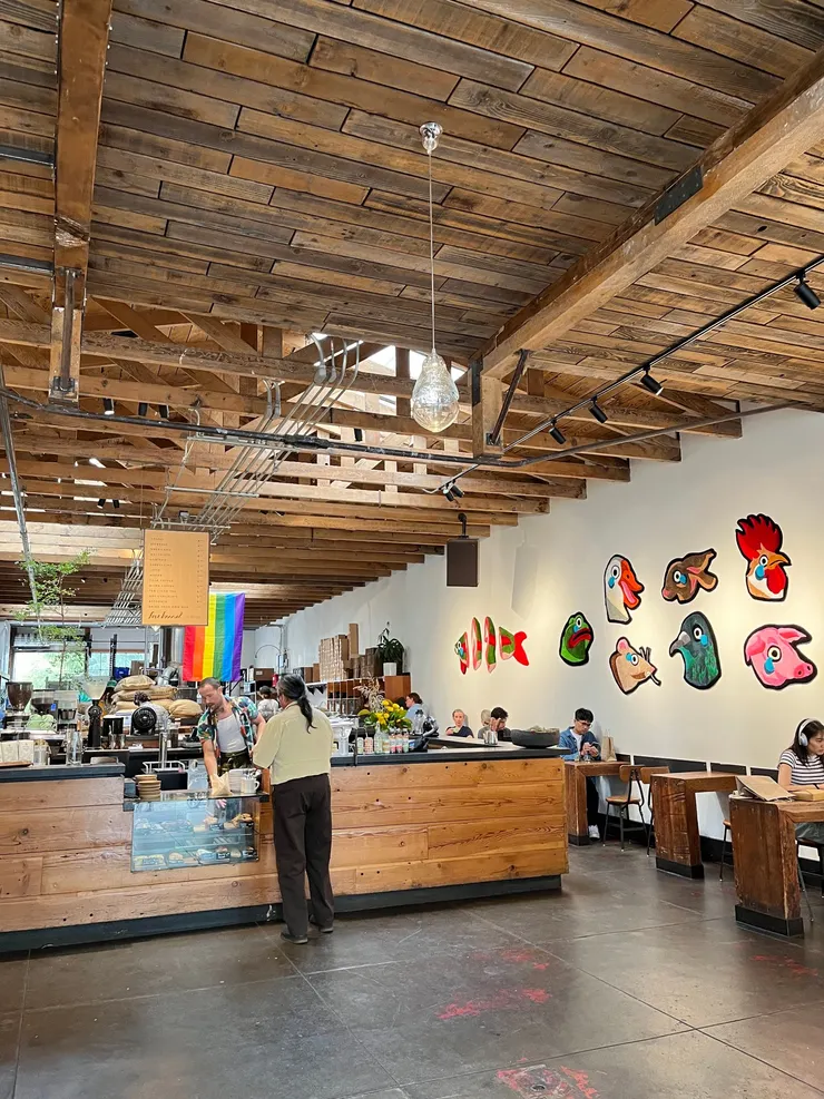 Four Barrel Coffee 店內