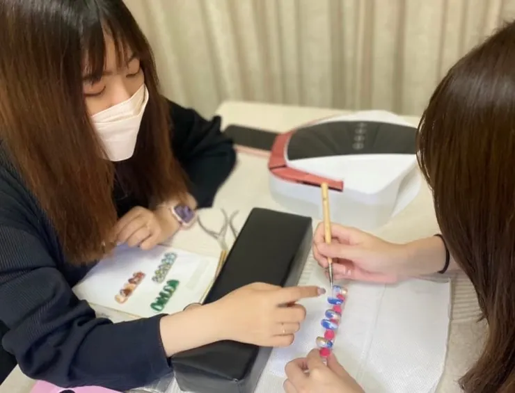 （圖/艾瑪小姐美學學院）