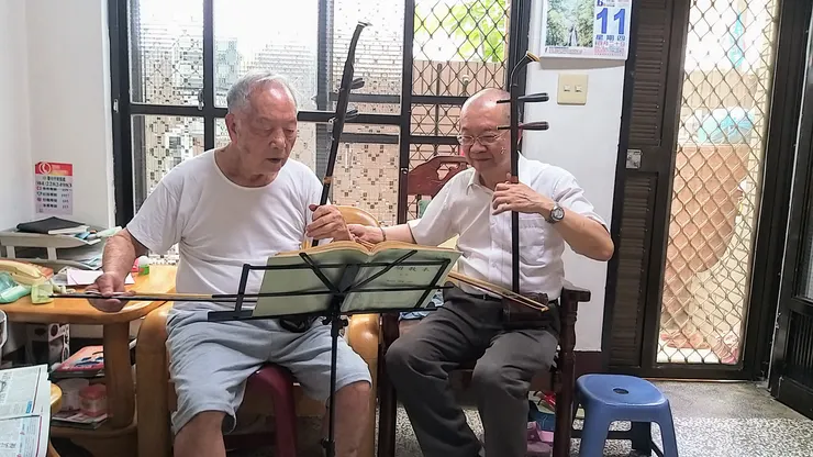 練琴(呂詠恩攝影)