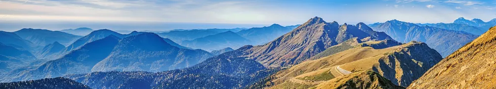 安曇貴解心憂的沙龍