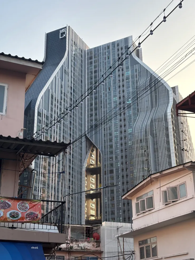 許多朱拉學生住的房間