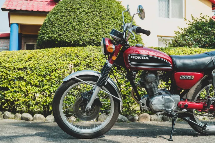 前煞車採用線控碟煞