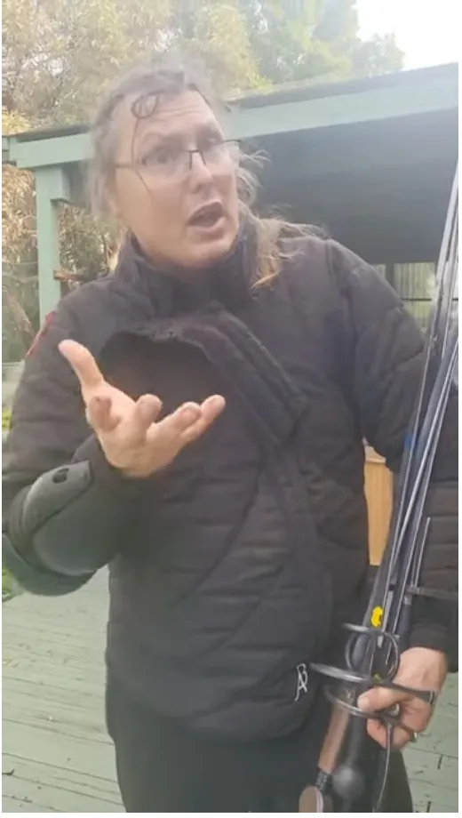 I want to learn the longsword片段，片段來源：https://www.youtube.com/watch?v=W18pn8mkhOA