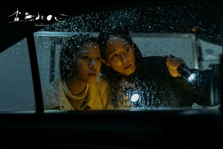 在片中，項婕如與張鈞甯(右)有許多對手戲，兩人也碰莊出精彩火花。