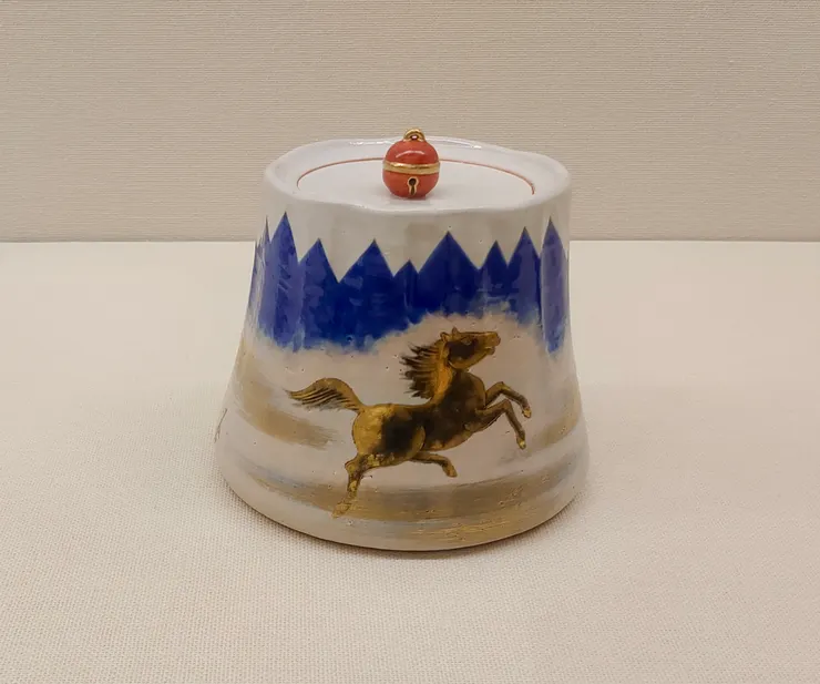 富士二馬水指  永楽而全造