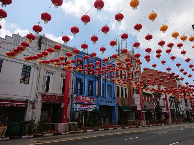 中國城(牛車水)儘管張燈結綵 但店家都放假去囉