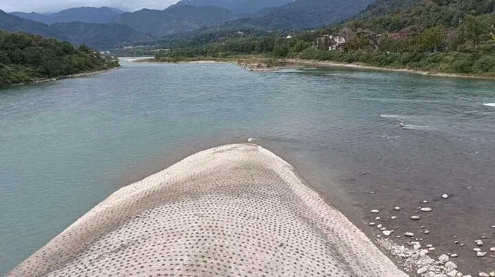 魚嘴