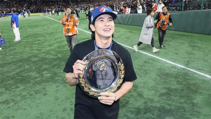 陳傑憲榮獲MVP (圖片來自 https://news.ttv.com.tw/news/11311240002900W)