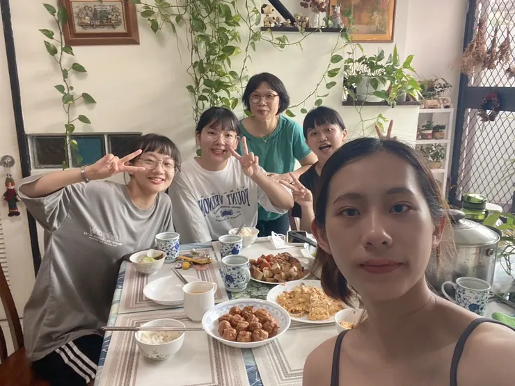 原本是8/2要吃的，結果珍珍記錯時間了。珍珍煮的很好吃，但是因為我失眠好幾天了，所以吃很少，好難過