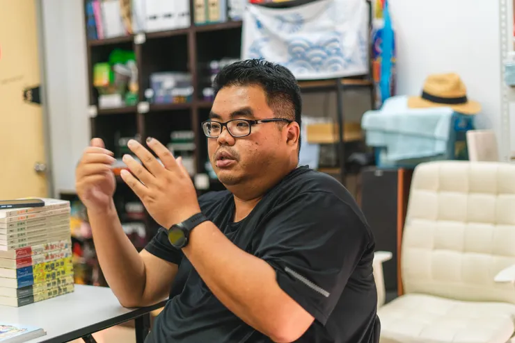 鐘進賀(Rawang Boy)從熱愛寫作到出版社社長