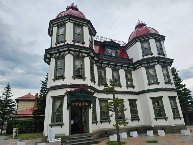 舊弘前圖書館