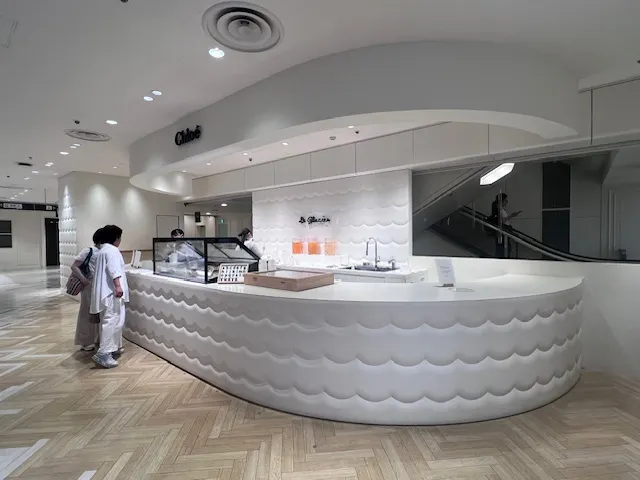 Chloe店外觀, photo by bookarchery