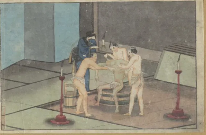 在入棺前，會對遺體進行淨化。透過洒水與塗香進行清潔，之後會進行剃髮儀式。剃髮是為了去除世俗的執念與欲望，可進行象徵性的剃髮動作，或是實際將髮絲剃除。在剃髮的同時，會吟誦佛教偈語。在畫作上可見納棺師扶著屍體，女性則避開視線。（圖出自於《人生終了絵図—剃髮》）