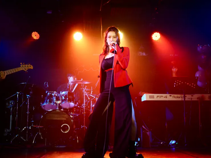 雙雙帶來多首創作與組曲熱唱