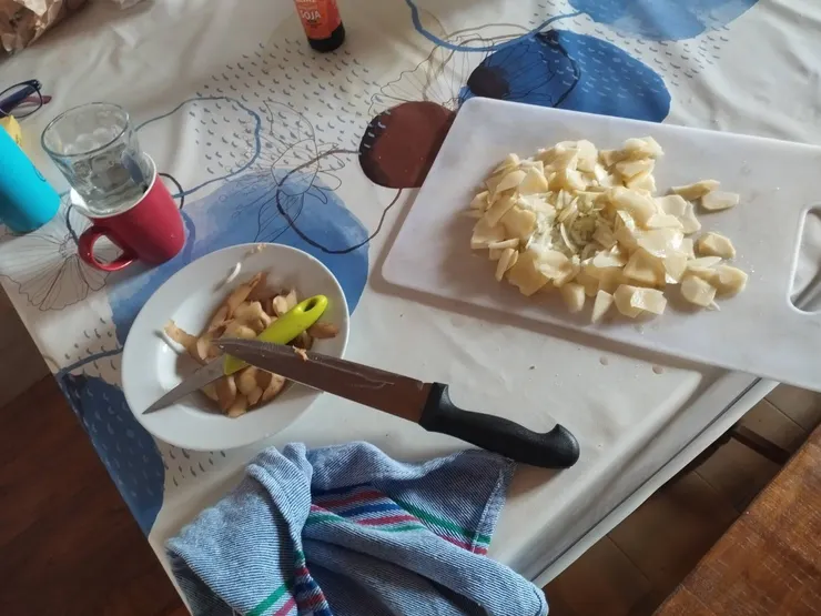 製作馬鈴薯烘蛋tortilla：備料