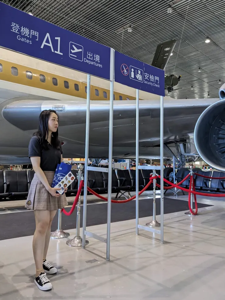 解鎖總統專機駕駛艙！實際探訪中美號內裝！右側國旗為什麼要反過來？／圖源：陳穩