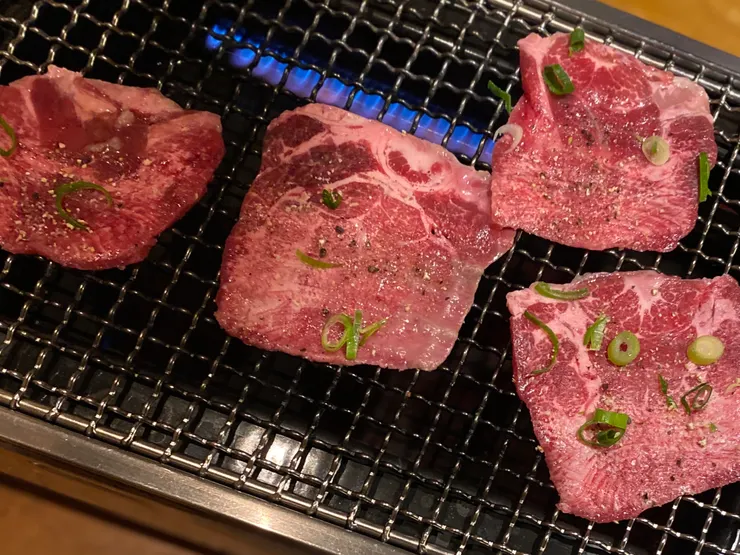 燒肉幸園的牛舌