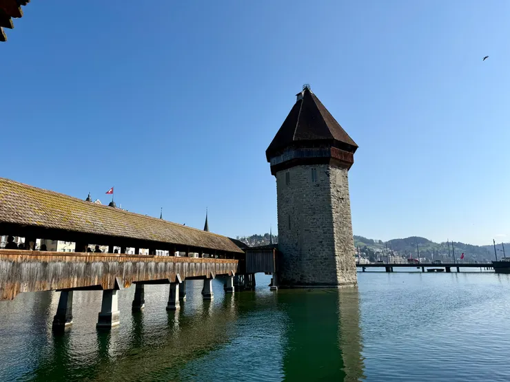 卡佩爾廊橋，琉森最經典地標