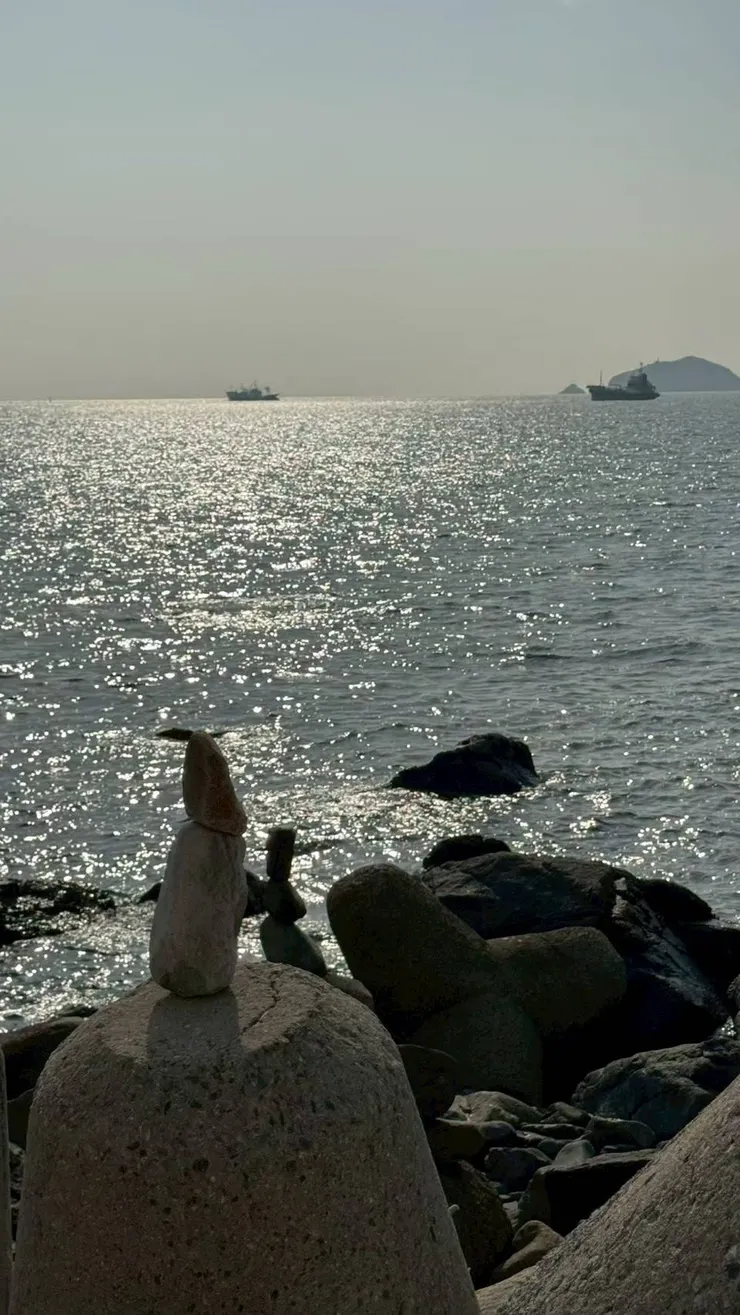 是誰疊的石頭人呢？