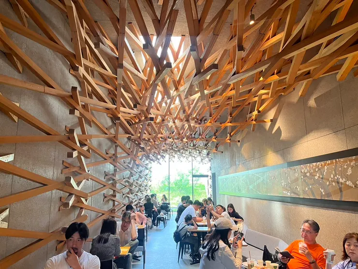 Starbucks indoor seats