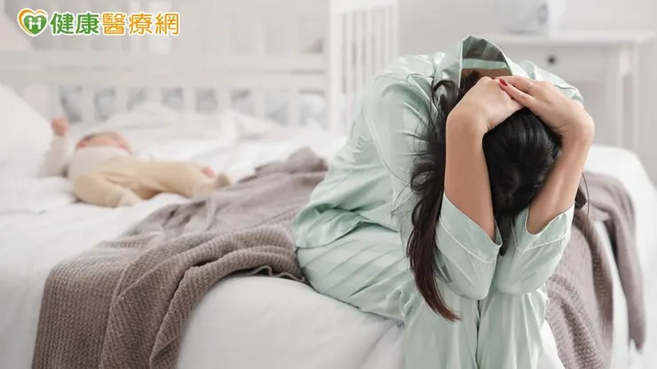 情緒困擾有時並不容易被量表分數完全反映，仍仰賴照護人員的敏銳觀察力。