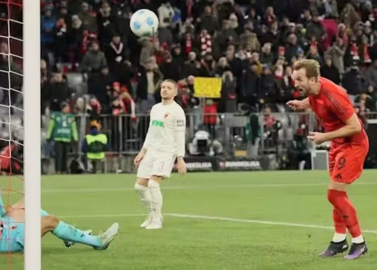 哈利簡尼近門頭槌建功