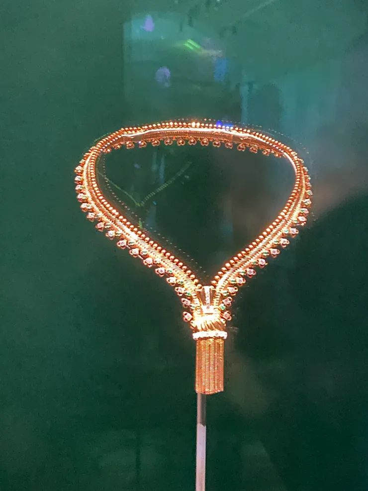 《Zip》項鍊，可轉換為手鍊