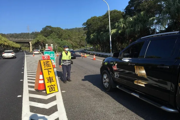 ▲全臺歡慶跨年湧人車　元旦連假警署全力疏導。（圖/警政署提供）