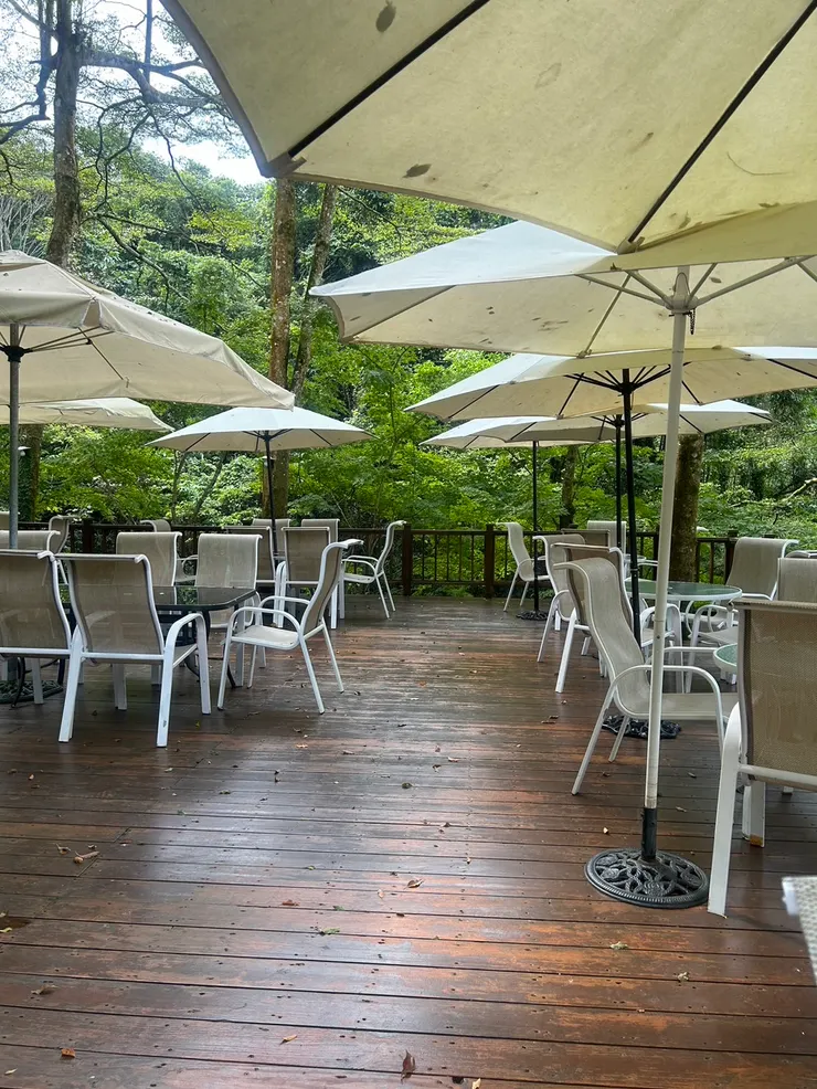 園區有好幾個用餐區