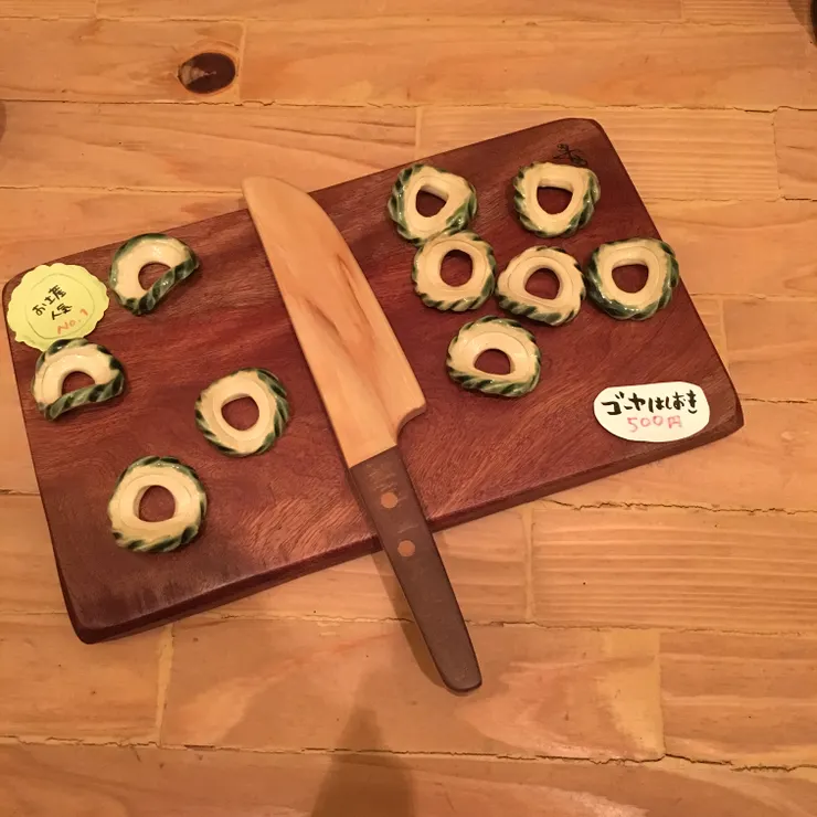 沖繩特產苦瓜造型的筷子架