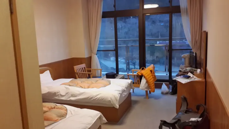 我只有一個人,給我雙人房