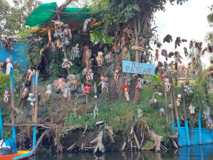 Xochimilco 不是娃娃島