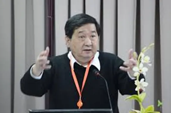 （圖說：鄧志鴻透過劉俠姐的弟弟劉侃認識了劉俠，兩位姐弟都是他所佩服的人。)