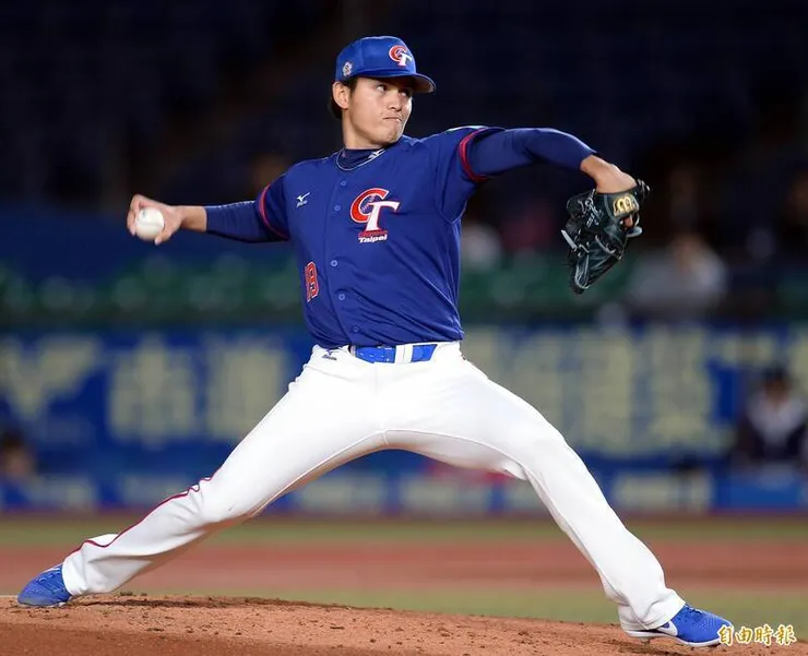 張奕在當年完投韓國，韓媒稱那場為千葉慘案