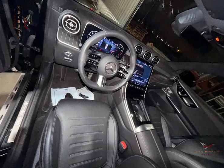 Mercedes-Benz GLC300 Coupe 外匯車代購進度分享，從完款交車到裝櫃出口，全流程高效率執行，展現專業代購與細節把關的重要性。