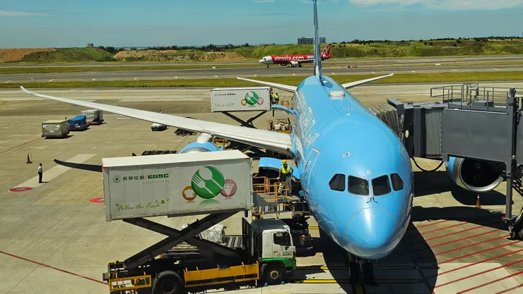 阿提哈德航空在台北是使用長榮空廚上餐!