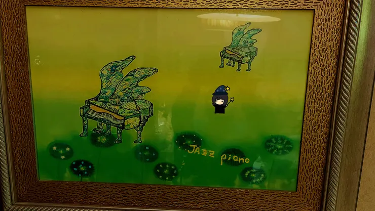 上面這張有鋼琴的圖面是壓克力板，回來能量剩54分