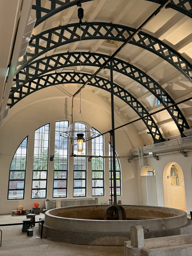 台北鐵路機廠的大澡堂