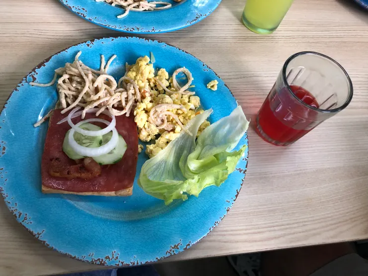 忘記是哪一餐，好像是早餐