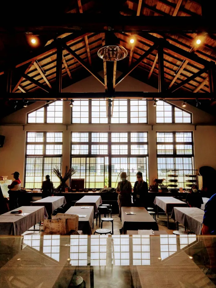 太平買菸場，獲文化部「110年度古蹟歷史建築紀念建築管理維護評鑑」優良獎，為少數由公部門自行營運的公有文化資產