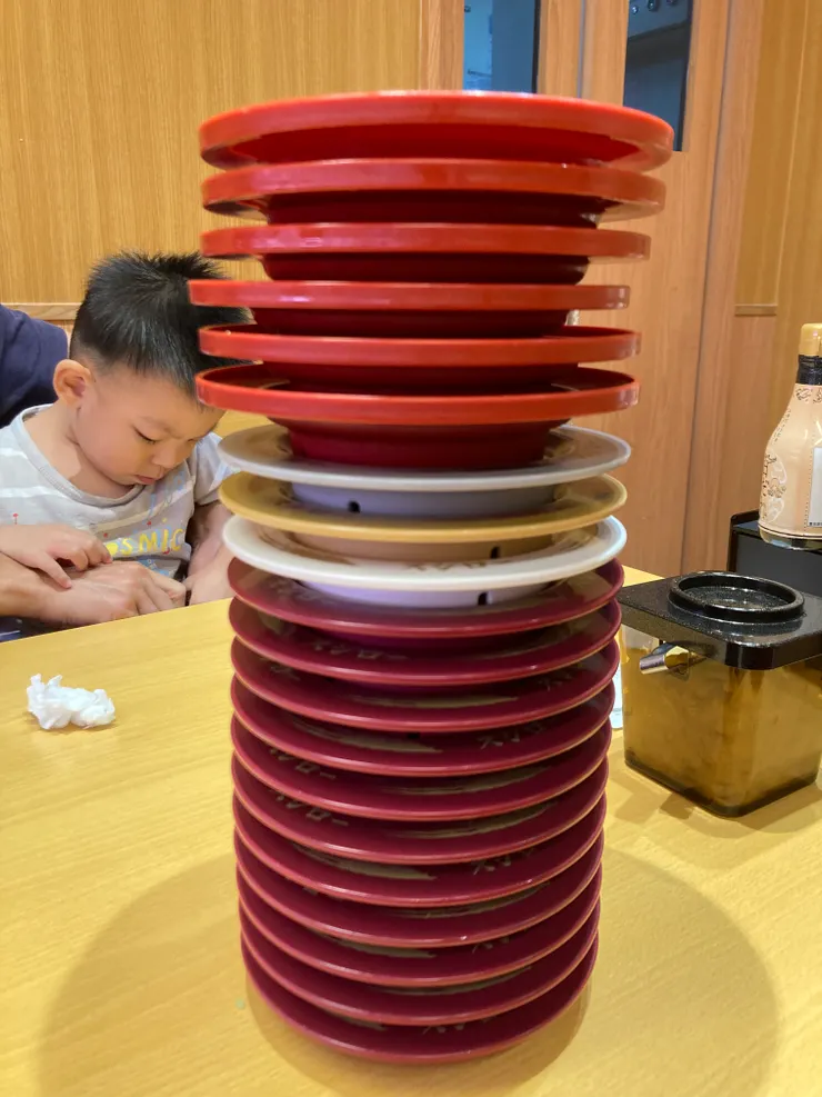 吃了一千多！好飽好滿足！