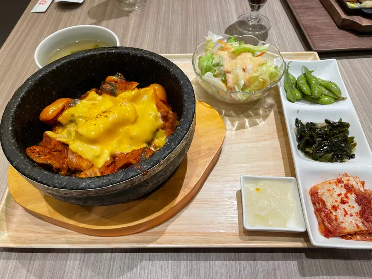 起司辣雞石鍋拌飯定食