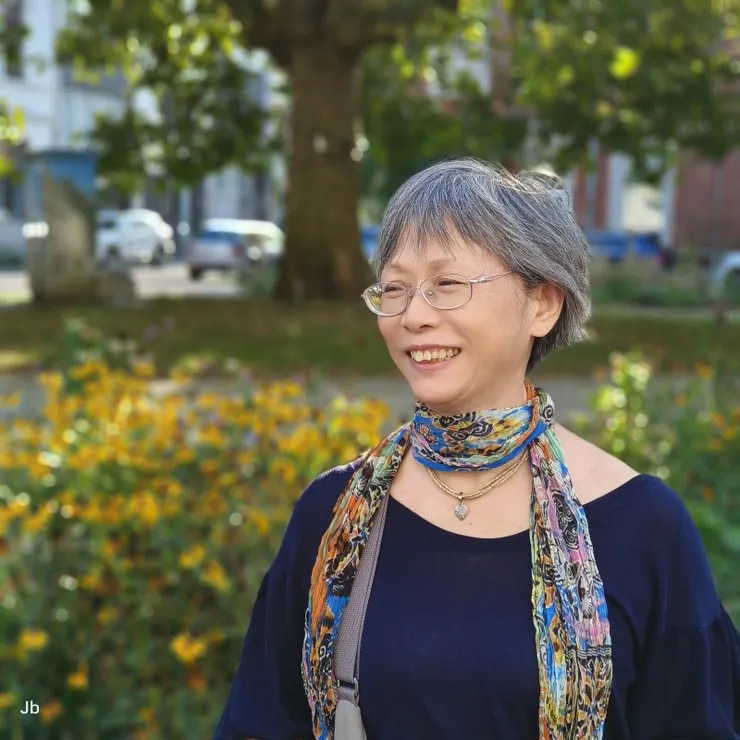 【【踅過聖保羅教堂聖瑪麗安養中心！亂逛途中經過的小環狀公園。】