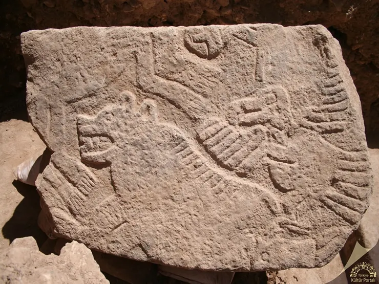 精緻的動物雕刻。